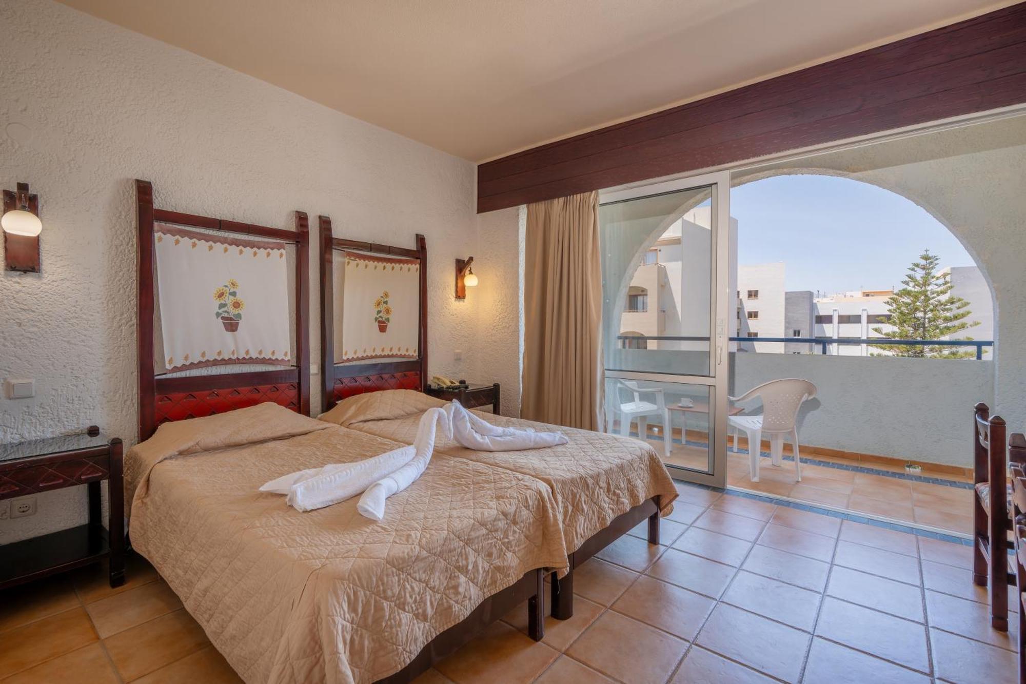 Lefkoniko Beach & Icarus Suite Apts Rethymno  Luaran gambar