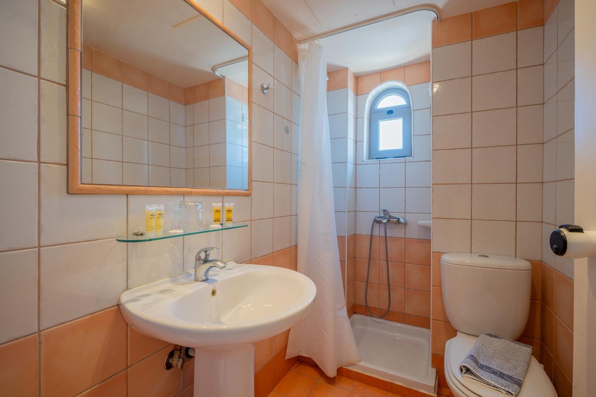 Lefkoniko Beach & Icarus Suite Apts Rethymno  Luaran gambar